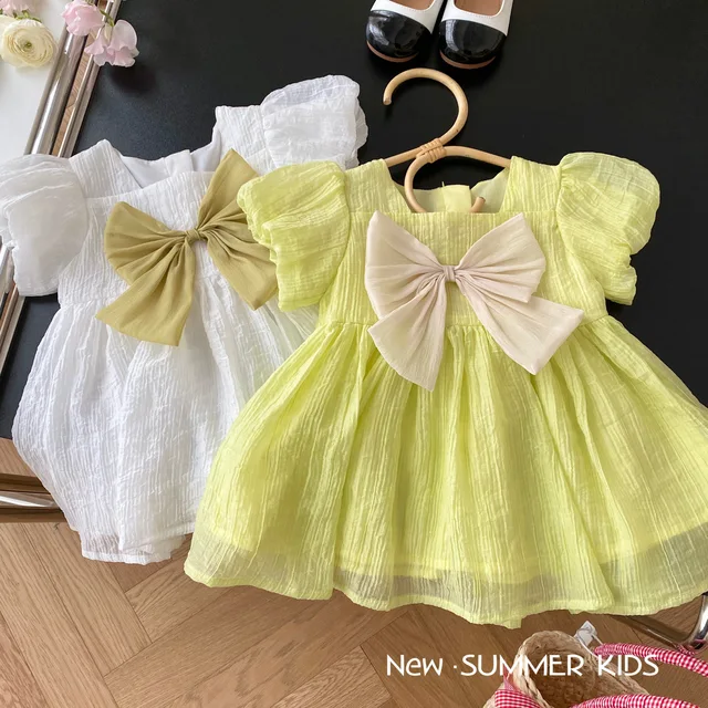 Bow-girl