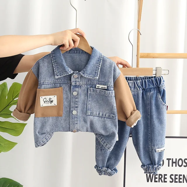 LONG SLEEVE PCKET DENIM JACKET WITH JEANS