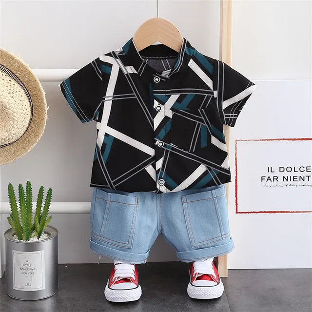 STRIPED SHIRT WITH TWO POCKET DENIM SHORTS